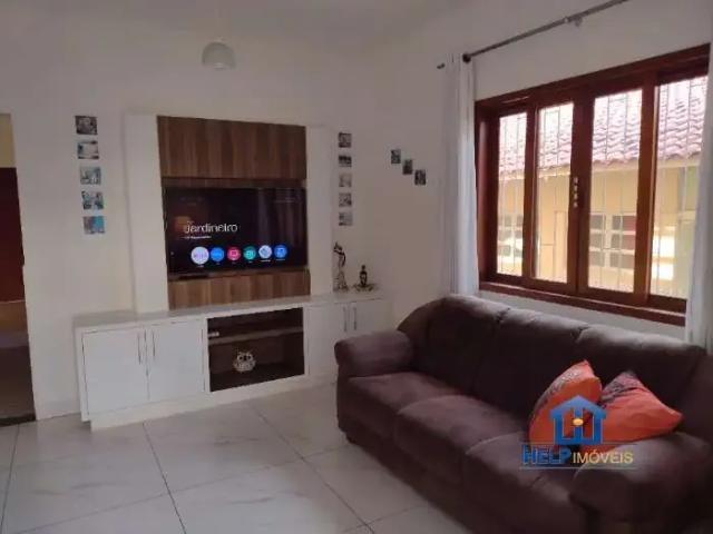 Casa / Sobrado para Venda em São José/SC Barreiros 5 Quartos