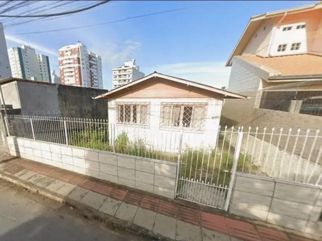 Casa / Sobrado para Venda em São José/SC Barreiros