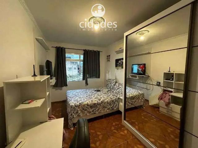 Casa / Sobrado para Venda em São José/SC Barreiros 3 Quartos