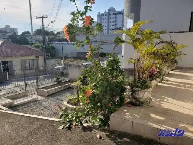 Casa / Sobrado para Venda em São José/SC Barreiros 2 Quartos