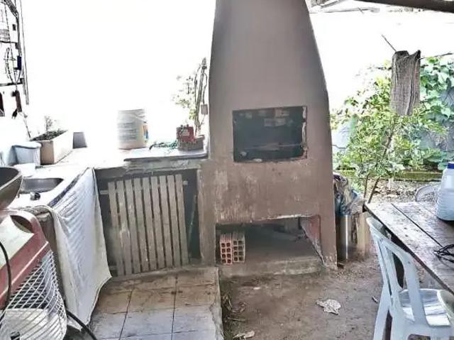 Casa / Sobrado para Venda em São José/SC Barreiros 2 Quartos