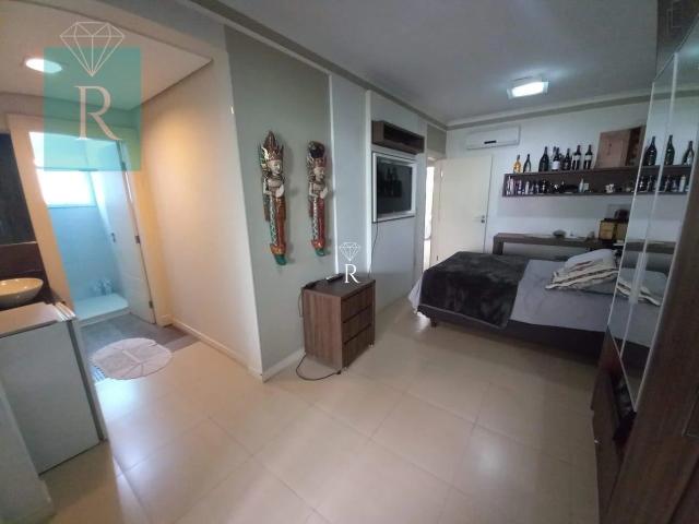 Casa / Sobrado para Venda em São José/SC Barreiros 3 Quartos