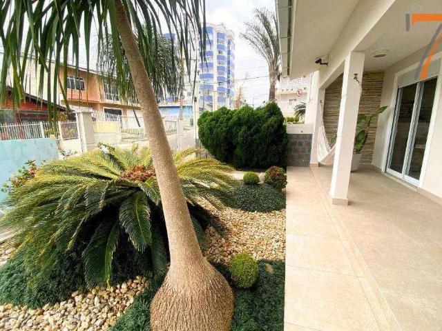 Casa / Sobrado para Venda em São José/SC Barreiros 3 Quartos