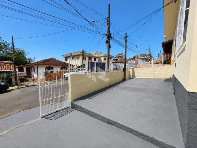 Casa / Sobrado para Venda em São José/SC Bela Vista 3 Quartos