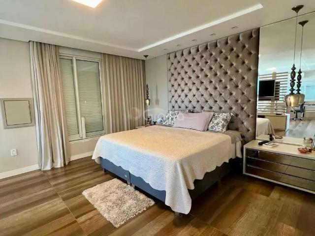 Casa / Sobrado para Venda em São José/SC Bosque das Mansões 5 Quartos