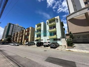 Casa / Sobrado para Venda em São José/SC Campinas
