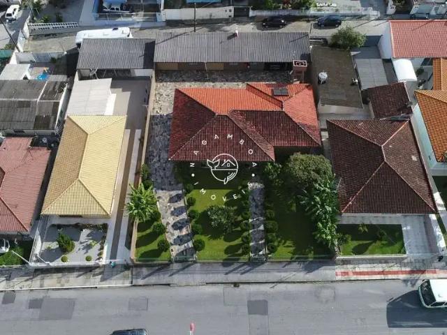 Casa / Sobrado para Venda em São José/SC Fazenda Santo Antônio 3 Quartos