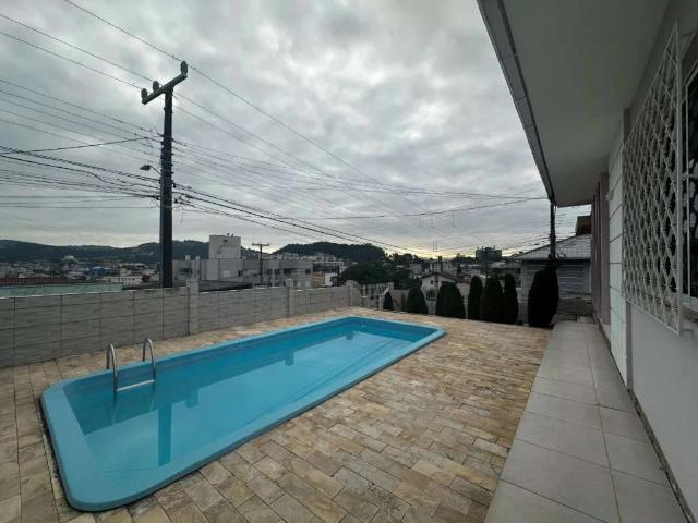 Casa / Sobrado para Venda em São José/SC Flor de Nápolis 3 Quartos