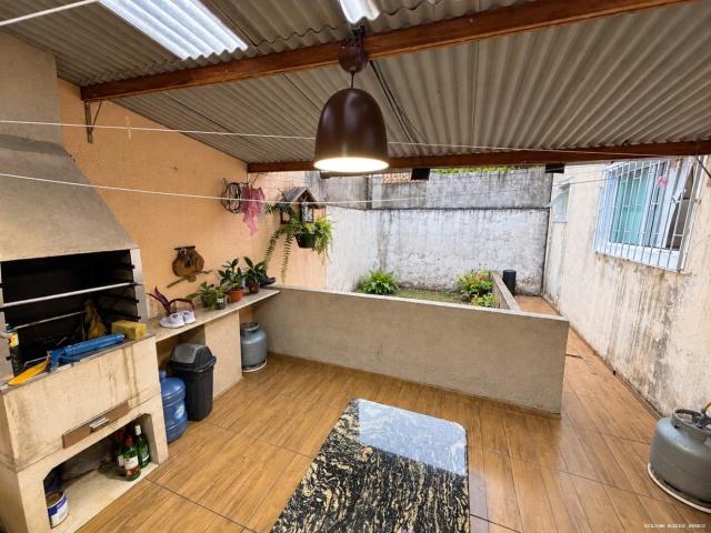 Casa / Sobrado para Venda em São José/SC Forquilhas 3 Quartos
