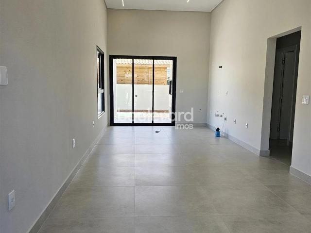 Casa / Sobrado para Venda em São José/SC Forquilhas 3 Quartos