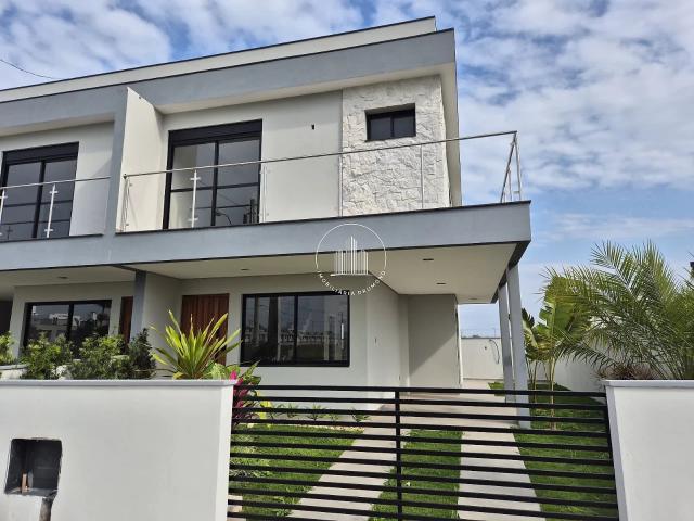 Casa / Sobrado para Venda em São José/SC Forquilhas 3 Quartos