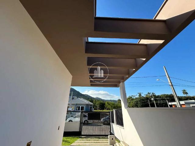 Casa / Sobrado para Venda em São José/SC Forquilhas 3 Quartos