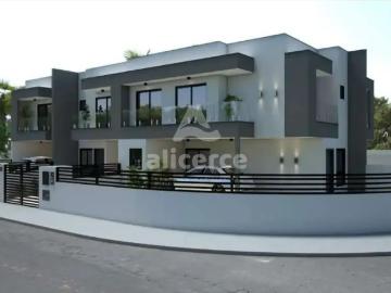 Casa / Sobrado para Venda em São José/SC Forquilhas 3 Quartos
