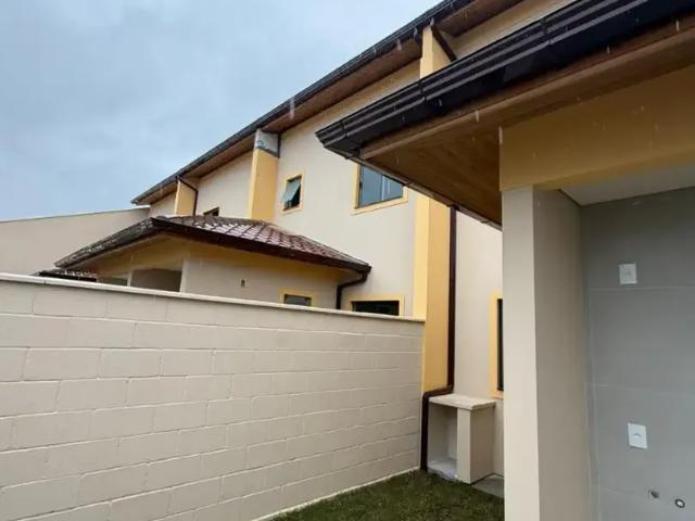 Casa / Sobrado para Venda em Florianópolis/SC Campeche 3 Quartos