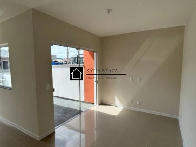 Casa / Sobrado para Venda em São José/SC Forquilhas Leste 2 Quartos