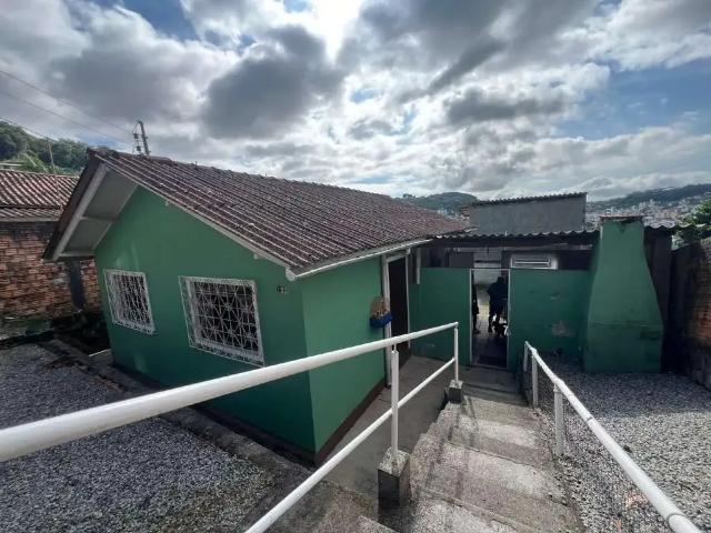 Casa / Sobrado para Venda em São José/SC Forquilhinha 2 Quartos