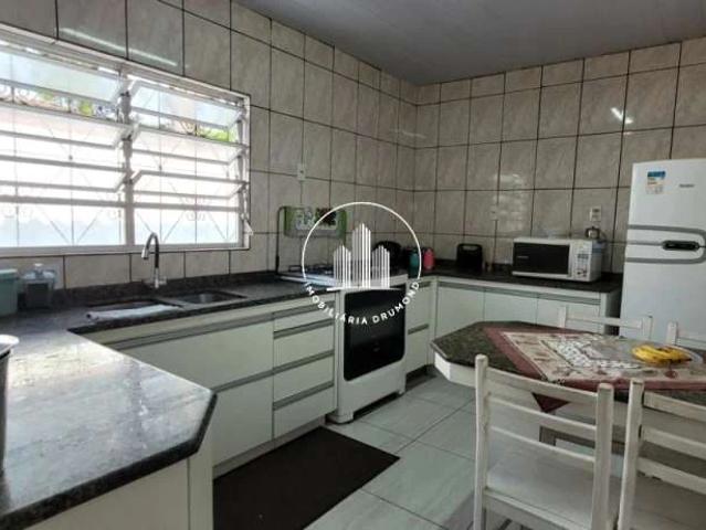 Casa / Sobrado para Venda em São José/SC Forquilhinha 3 Quartos