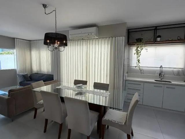 Casa / Sobrado para Venda em São José/SC Forquilhinha 3 Quartos