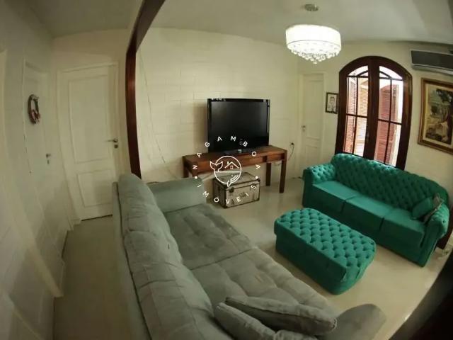 Casa / Sobrado para Venda em São José/SC Forquilhinha 3 Quartos