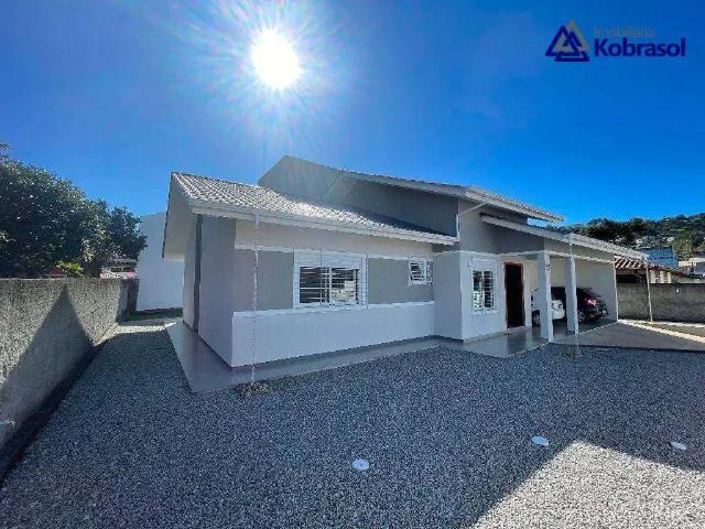 Casa / Sobrado para Venda em São José/SC Forquilhinha 3 Quartos