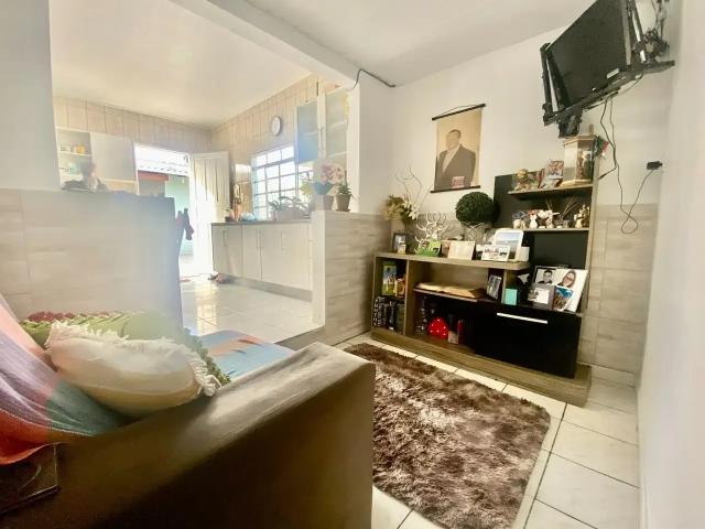 Casa / Sobrado para Venda em São José/SC Forquilhinhas 3 Quartos