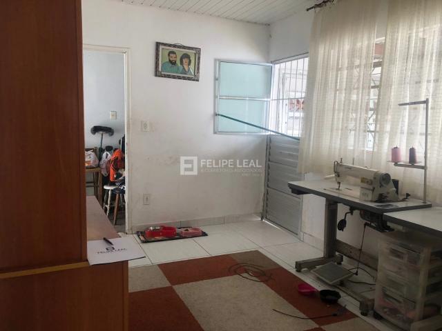 Casa / Sobrado para Venda em São José/SC Forquilhinhas 3 Quartos
