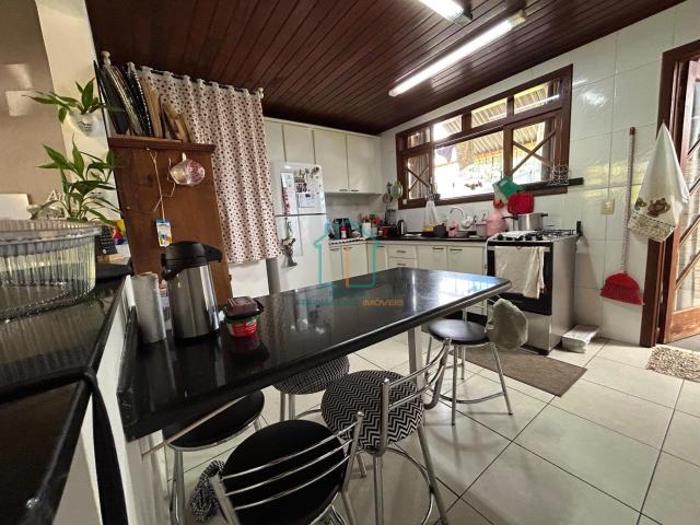 Casa / Sobrado para Venda em São José/SC Forquilhinhas 2 Quartos