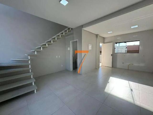 Casa / Sobrado para Venda em São José/SC Ipiranga 2 Quartos