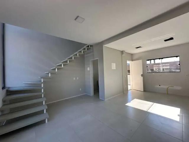 Casa / Sobrado para Venda em São José/SC Ipiranga 2 Quartos