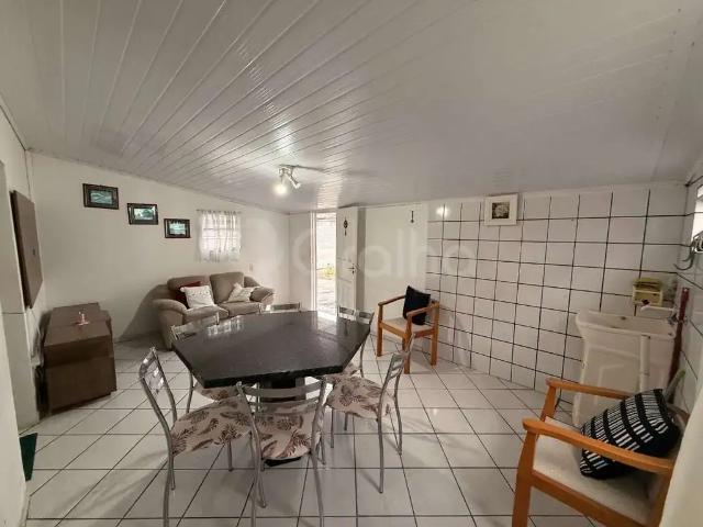Casa / Sobrado para Venda em São José/SC Ipiranga 2 Quartos