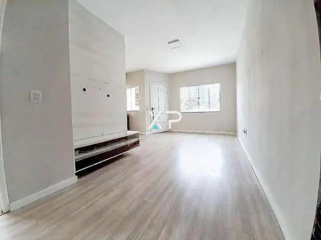 Casa / Sobrado para Venda em São José/SC Ipiranga 2 Quartos