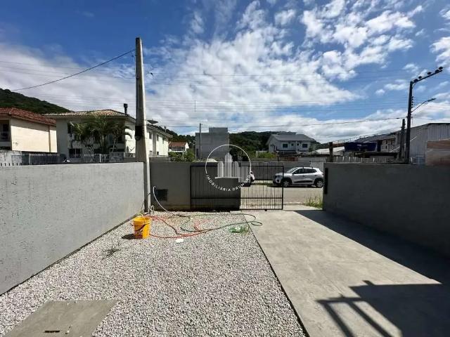 Casa / Sobrado para Venda em São José/SC Ipiranga 3 Quartos