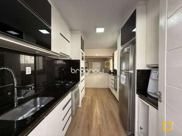 Casa / Sobrado para Venda em São José/SC Ipiranga 3 Quartos