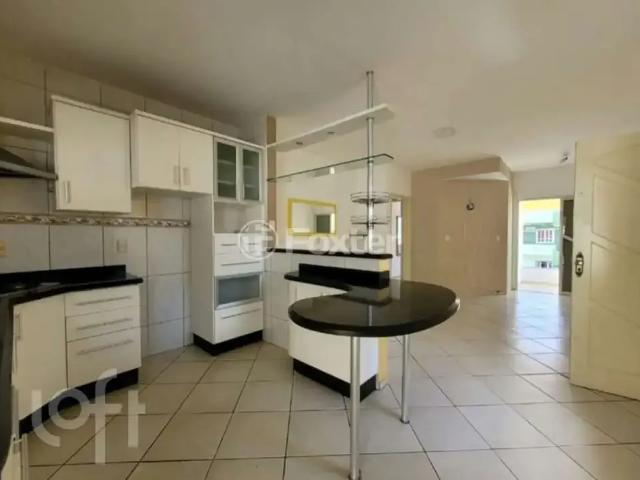 Casa / Sobrado para Venda em São José/SC Ipiranga 3 Quartos