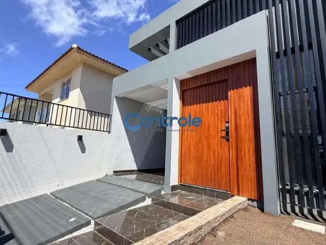 Casa / Sobrado para Venda em São José/SC Ipiranga 3 Quartos