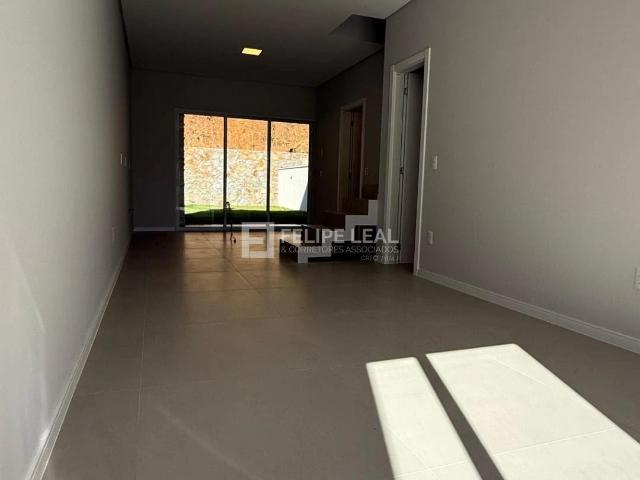 Casa / Sobrado para Venda em São José/SC Ipiranga 3 Quartos