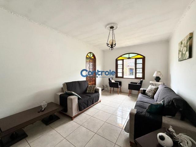 Casa / Sobrado para Venda em São José/SC Ipiranga 3 Quartos