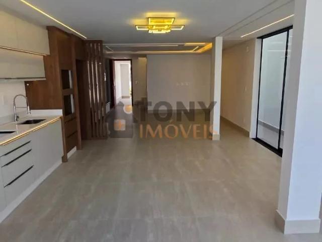 Casa / Sobrado para Venda em São José/SC Ipiranga 3 Quartos