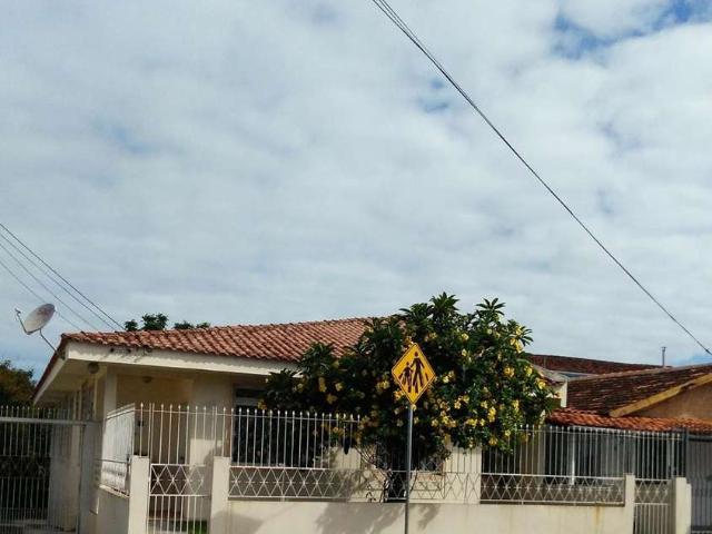 Casa / Sobrado para Venda em São José/SC Ipiranga 3 Quartos