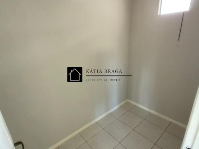 Casa / Sobrado para Venda em São José/SC Ipiranga 4 Quartos