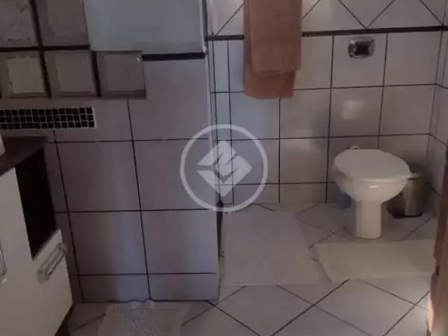 Casa / Sobrado para Venda em São José/SC Ipiranga 5 Quartos