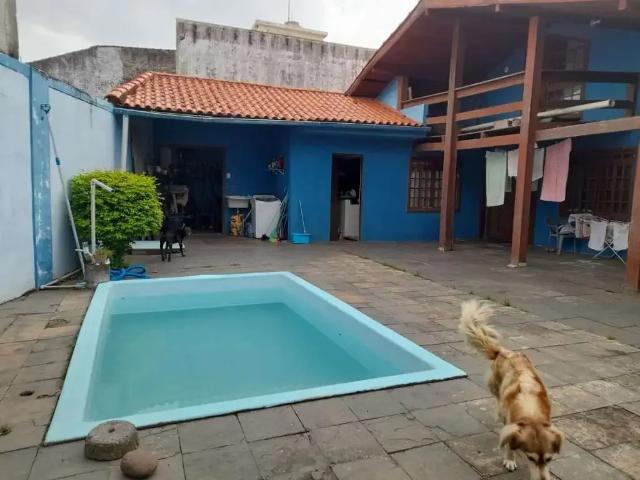 Casa / Sobrado para Venda em São José/SC Jardim Santiago 4 Quartos