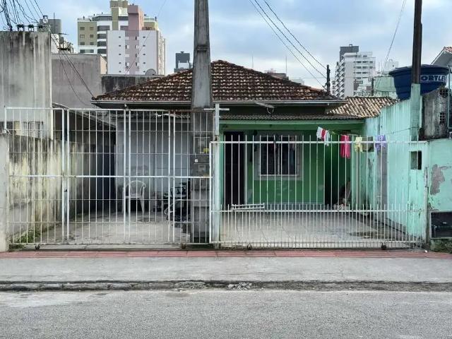 Casa / Sobrado para Venda em São José/SC Kobrasol 4 Quartos