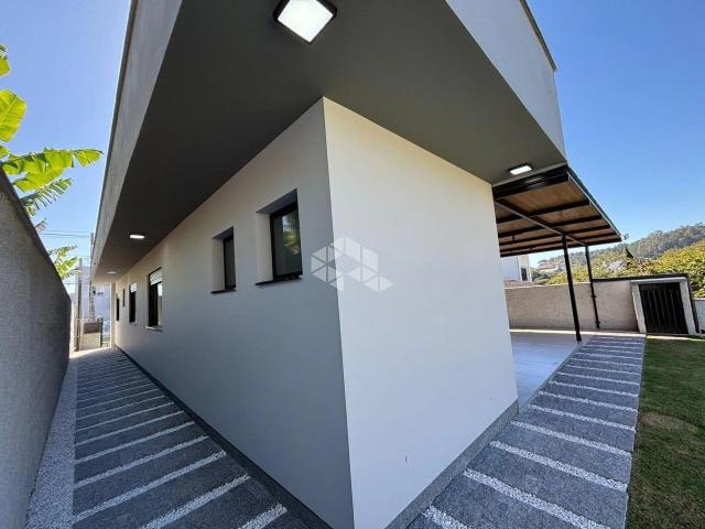 Casa / Sobrado para Venda em São José/SC Picadas do Sul 3 Quartos