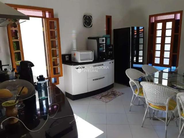 Casa / Sobrado para Venda em São José/SC Picadas do Sul 3 Quartos