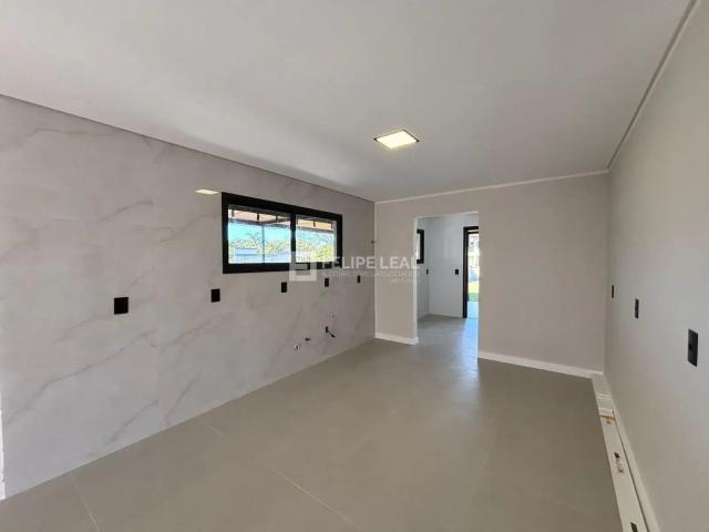 Casa / Sobrado para Venda em São José/SC Picadas do Sul 3 Quartos