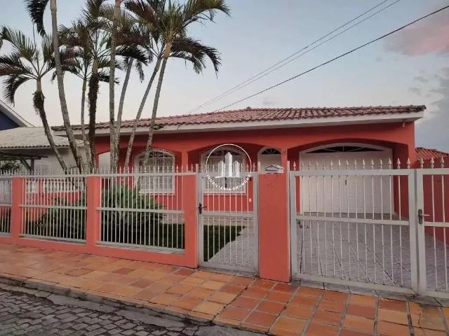 Casa / Sobrado para Venda em São José/SC Ponta de Baixo 3 Quartos