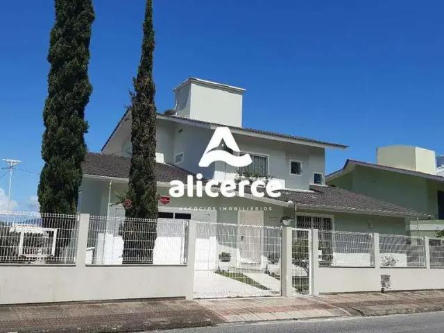 Casa / Sobrado para Venda em São José/SC Ponta de Baixo 3 Quartos