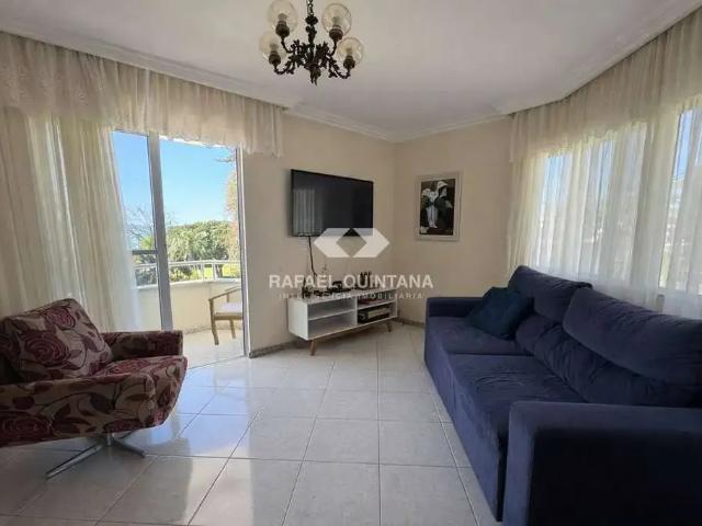 Casa / Sobrado para Venda em São José/SC Ponta de Baixo 3 Quartos