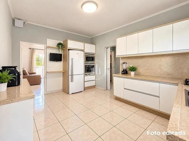 Casa / Sobrado para Venda em São José/SC Ponta de Baixo 3 Quartos